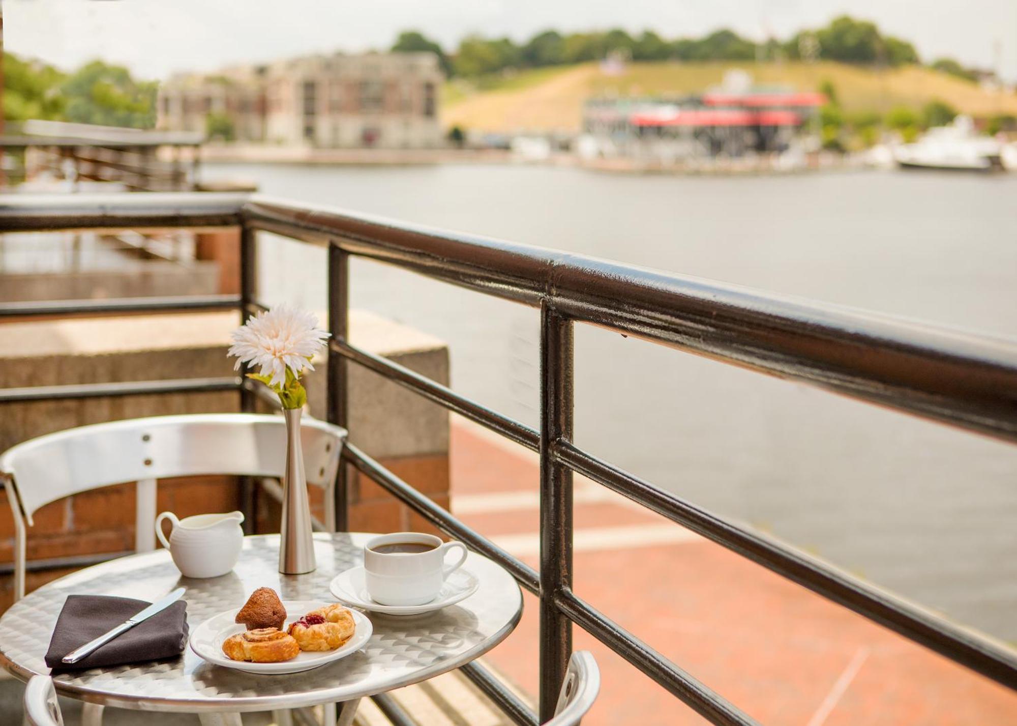 Pier 5 Hotel Baltimore Extérieur photo